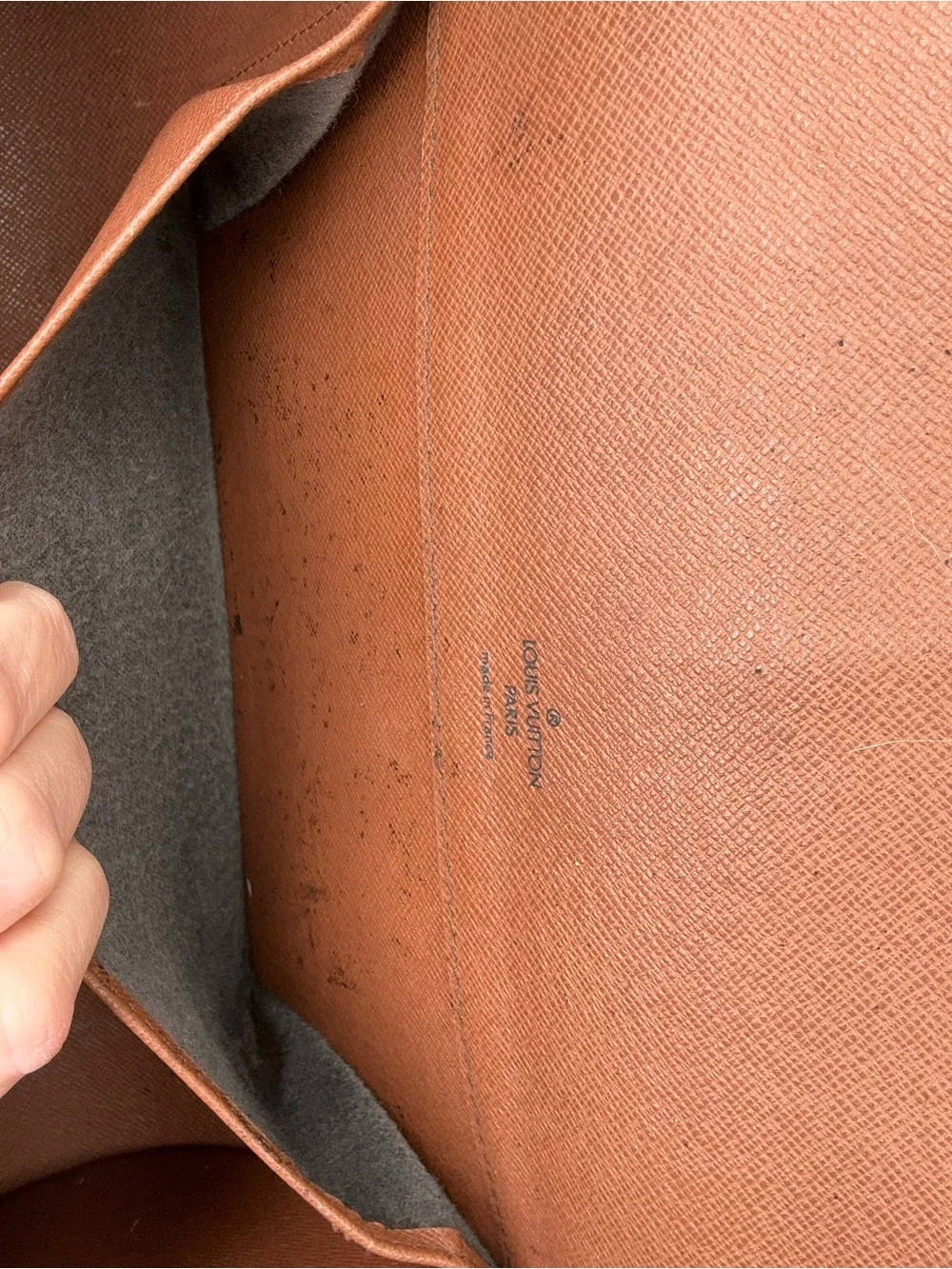 Louis Vuitton Marne GM Monogram Crossbody Bag VI0927 France 1997 COA - Picture 10 of 15